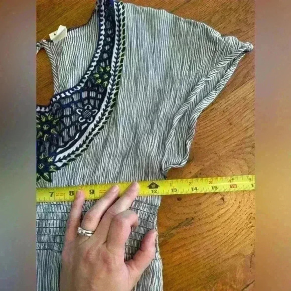 Free People women’s short cap sleeve top embroidered stretch waist size XS - Picture 8 of 11